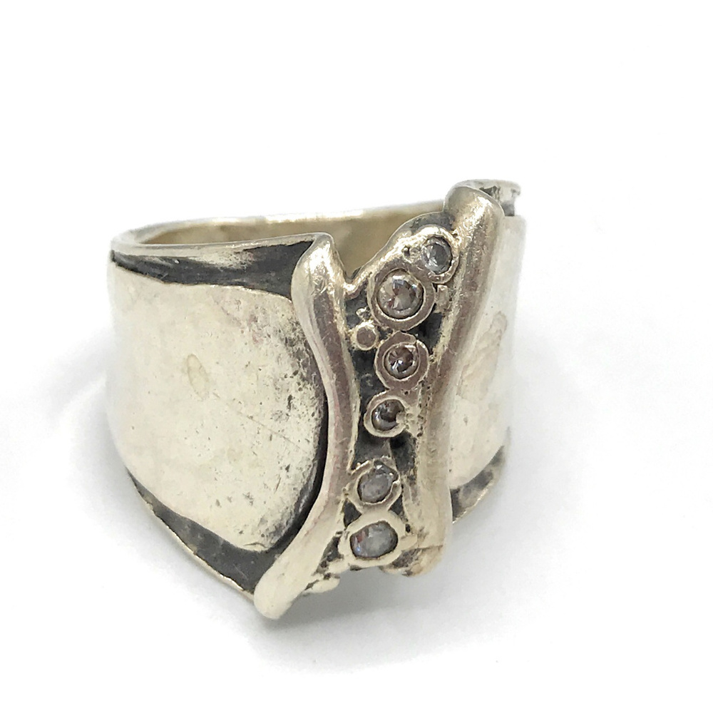 R1441 Retired Silpada Zirconia ring Size 6, 7